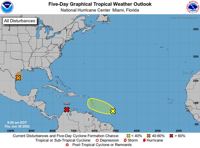 Ondas tropicales que vigila el Centro Nacional de Huracanes, el 30 de junio de 2022.