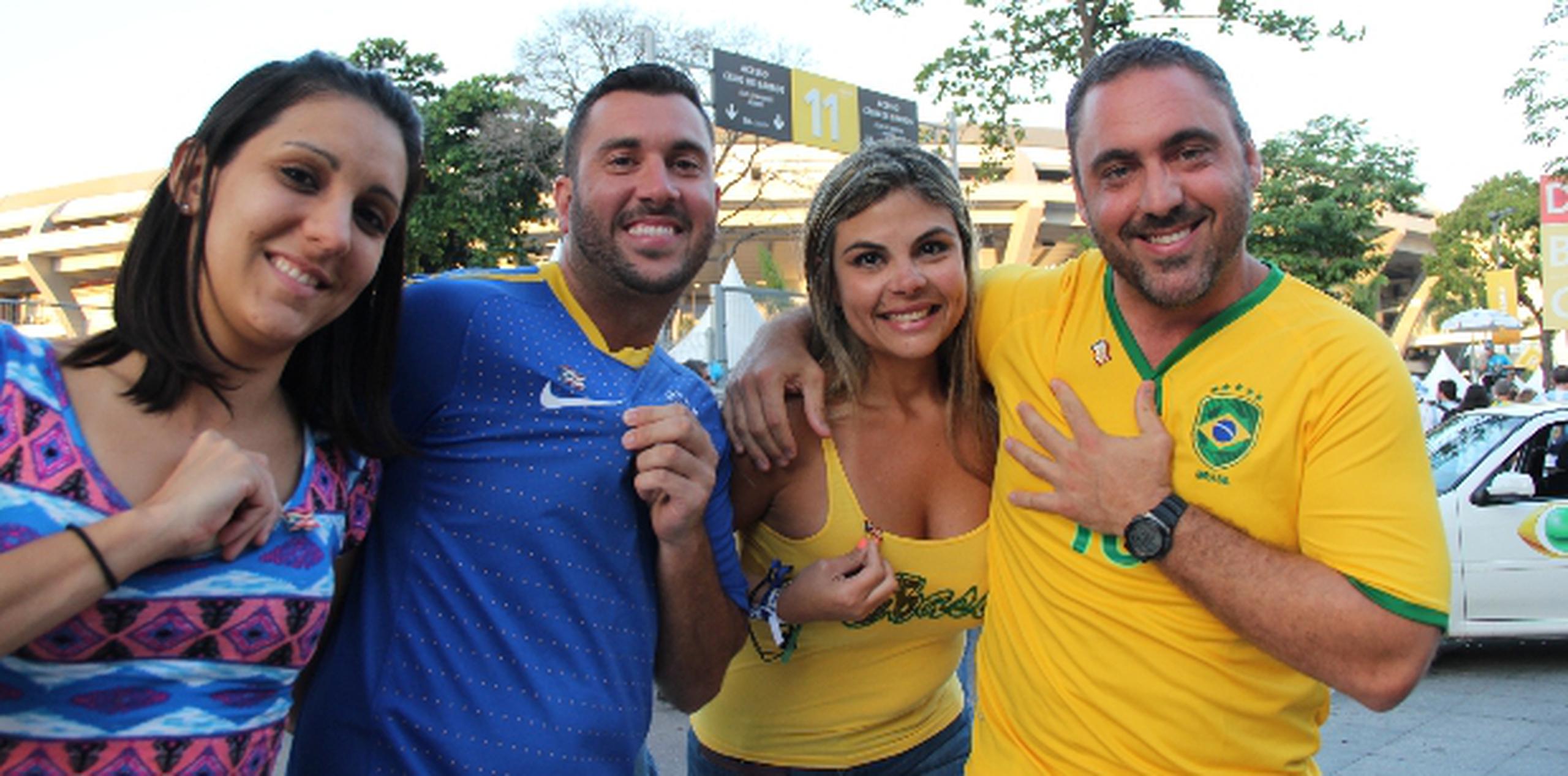 El cuarteto de fanáticos boricuas viajó a Brasil para disfrutar de  tres partidos de la Copa Mundial. (esteban.pagan@gfrmedia.com)