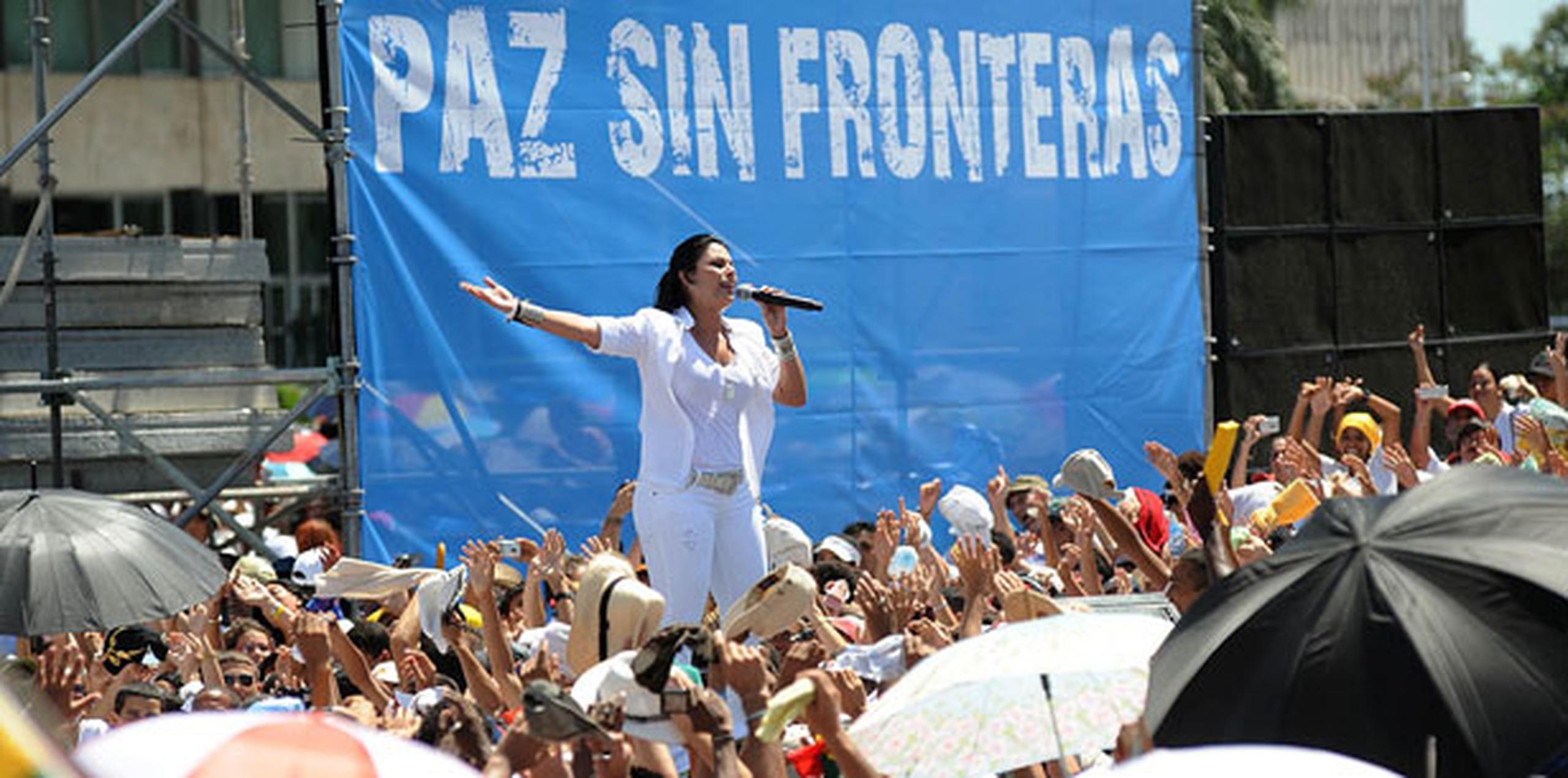 Olga Tañón se presentó en el concierto "Paz Sin Fronteras", el 20 de septiembre de 2009, en La Habana, junto con Juanes, Miguel Bosé y una docena más de artistas locales.(Archivo)