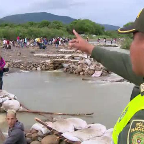 Destruyen vías ilegales en la frontera entre Colombia y Venezuela