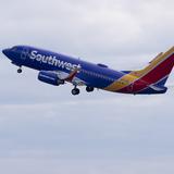 Southwest cancela miles de vuelos