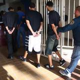 Arrestan en Ponce a cinco hombres de estatus migratorio no definido 