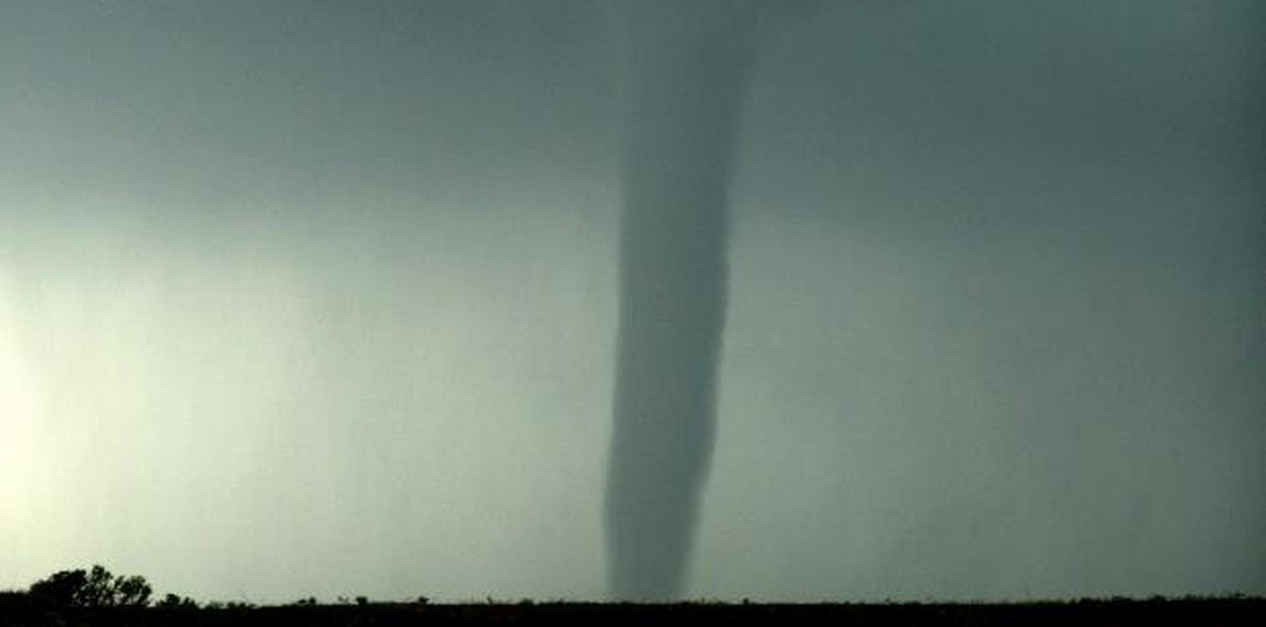 El Servicio Nacional de Meteorología confirmó la presencia de tornados en Illinois, Missouri y Oklahoma. (EFE)