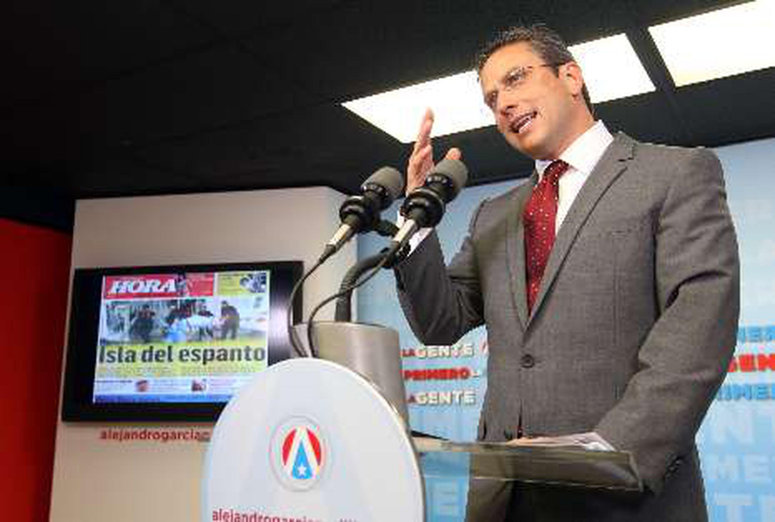 Alejandro García Padilla presenta plan anticrimen - Primera Hora