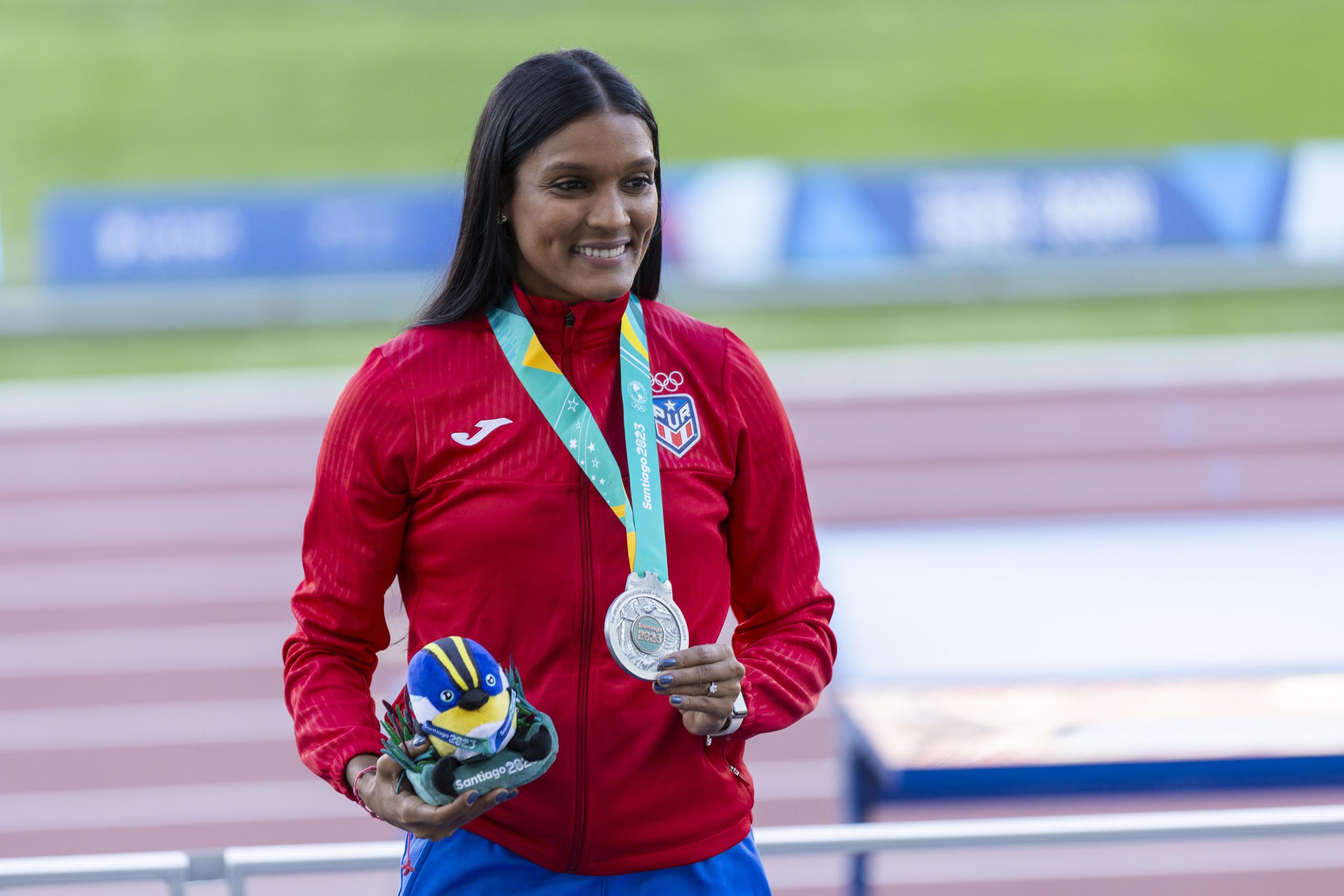 Alysbeth Félix hizo historia en los pasados Juegos Panamericanos al convertirse en la primera mujer del atletismo boricua en ganar una medalla en la historia de la justa hemisférica.