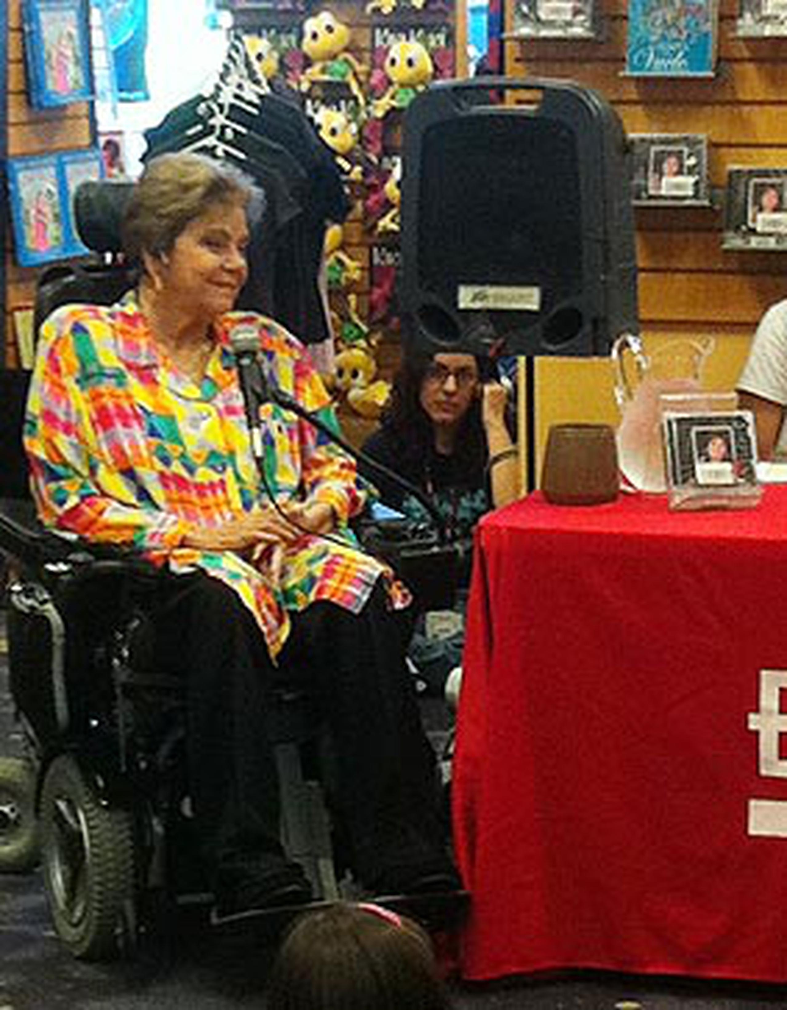 Sandra Zaiter imán de niños en Plaza Las Américas Primera Hora