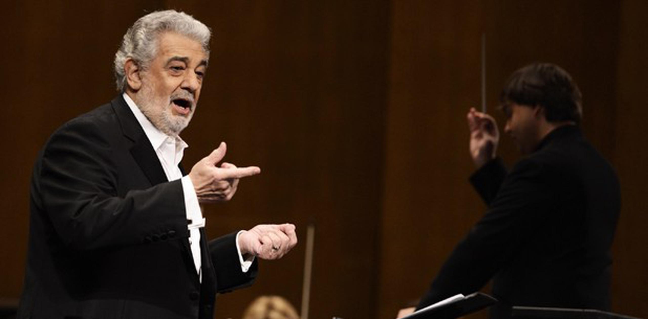 Domingo, de 72 años, es el músico hispano más reconocido del mundo de la música clásica. (Archivo)