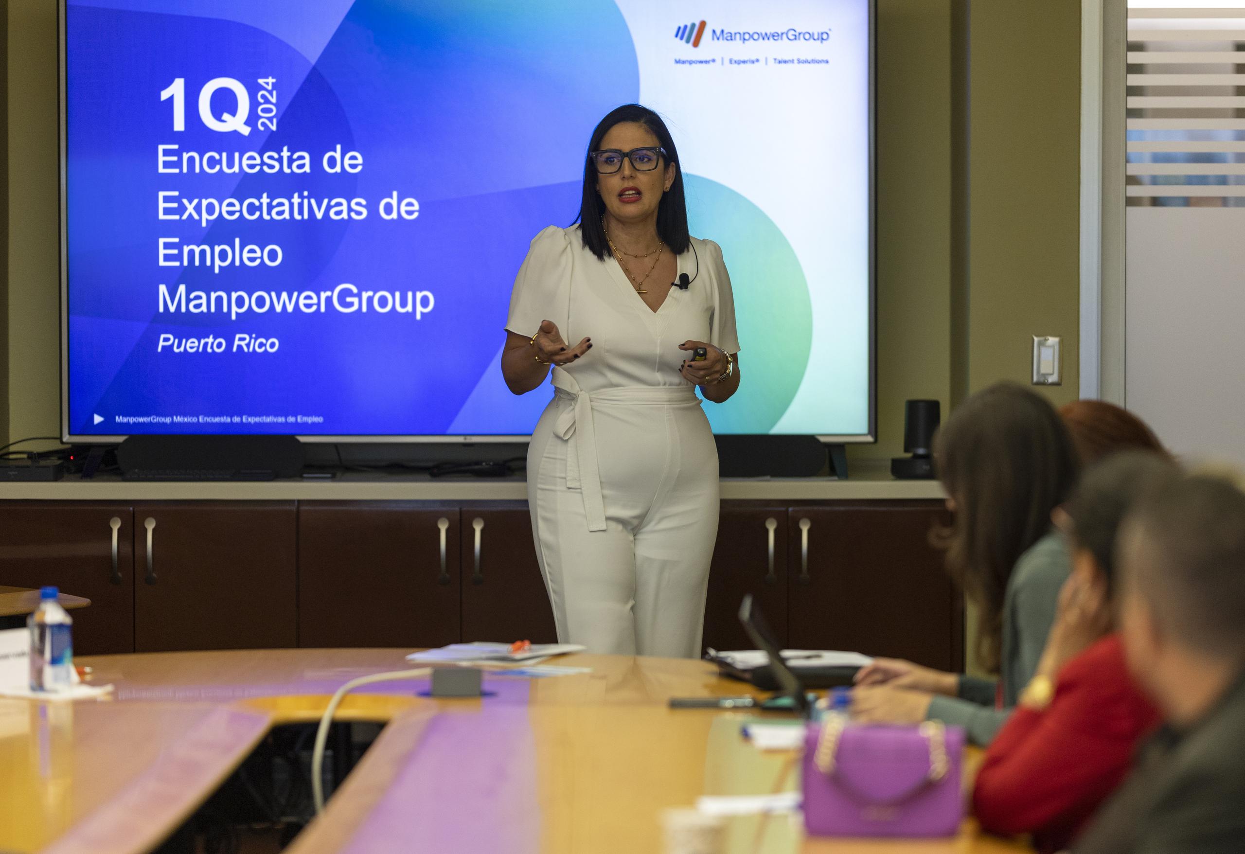 Melissa Rivera Roena, gerente general de ManpowerGroup en Puerto Rico, ofreció los resultados del estudio.