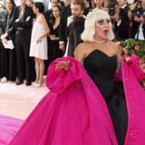 Lady Gaga es la embajadora de la nueva fragancia de Valentino 