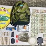 Arrestan a dos hombres con un kilo de cocaína en Moca