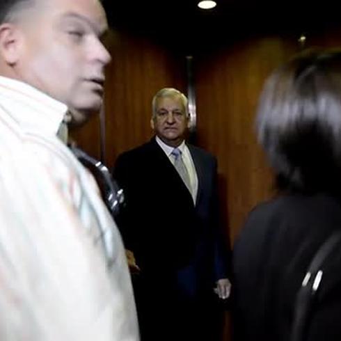 Héctor O'neill se quedó calladito en los pasillos del tribunal
