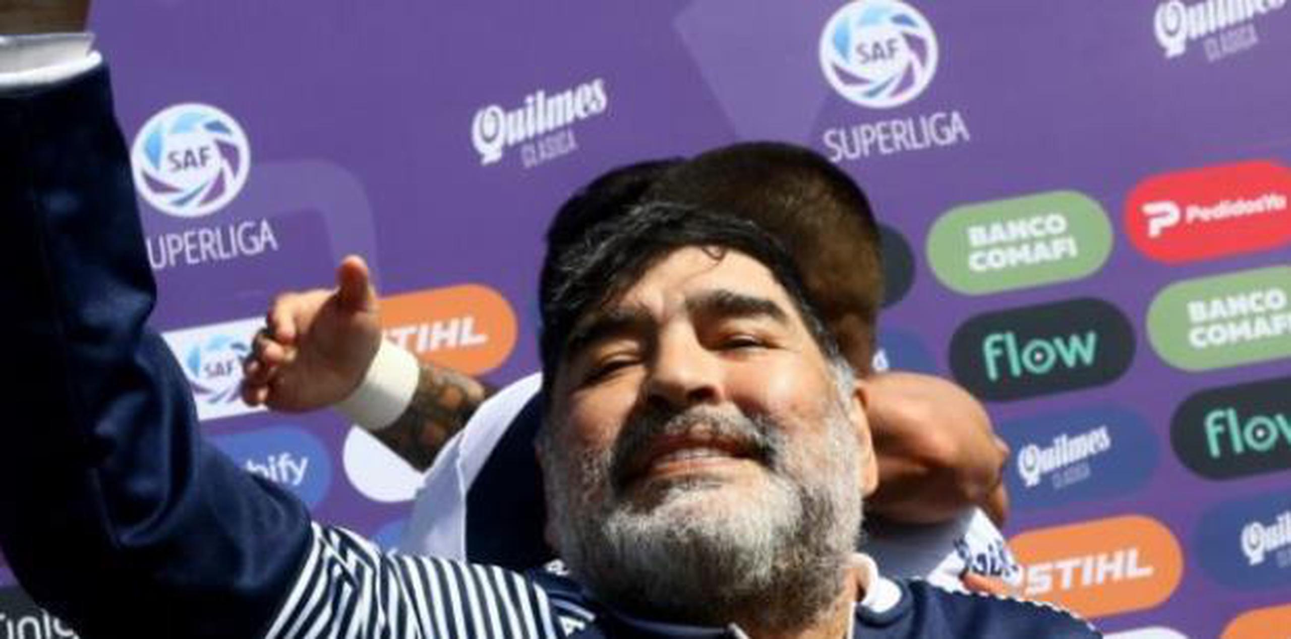 El director técnico de Gimnasia y Esgrima, Diego Maradona. (Archivo)
