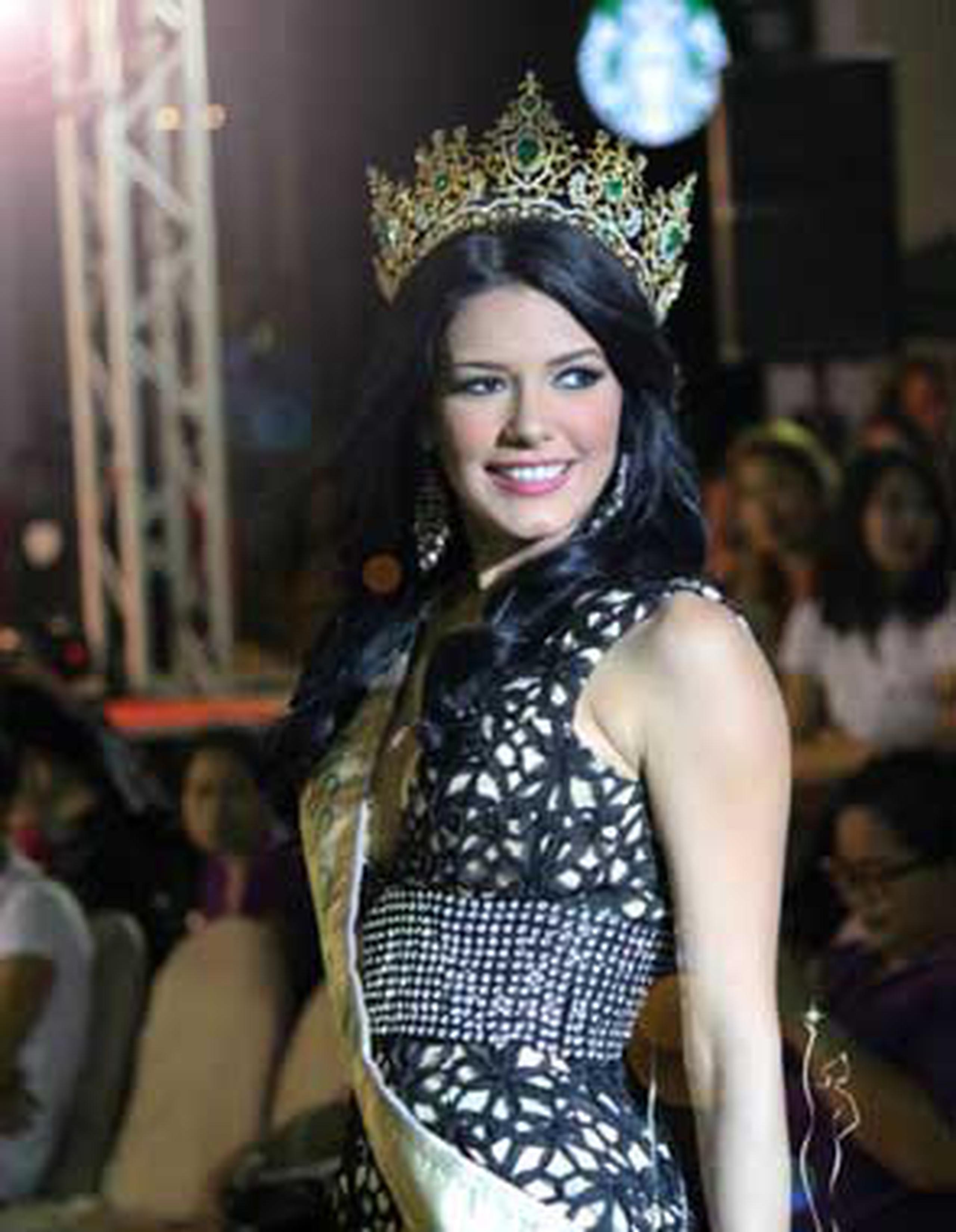 Janelee Chaparro, Miss Grand International 2013, estará visitando la Isla durante las primeras semanas de diciembre. (Archivo)