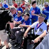 Reciben en San Juan a veteranos del primer vuelo de honor