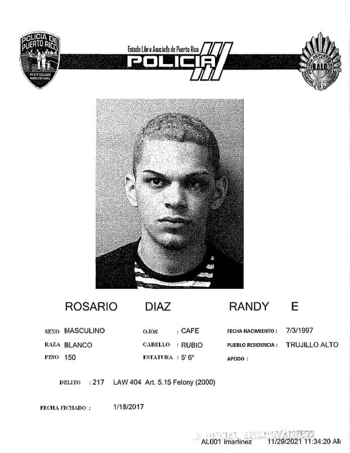 El cadáver de Randy E. Rosario Díaz de 24 años y residente en Cupey, fue localizado junto al de otro hombre, en la calle Los Ángeles, en Santurce