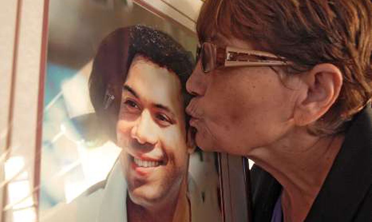 Madre de Roberto Alomar no puede ocultar la emoción ...