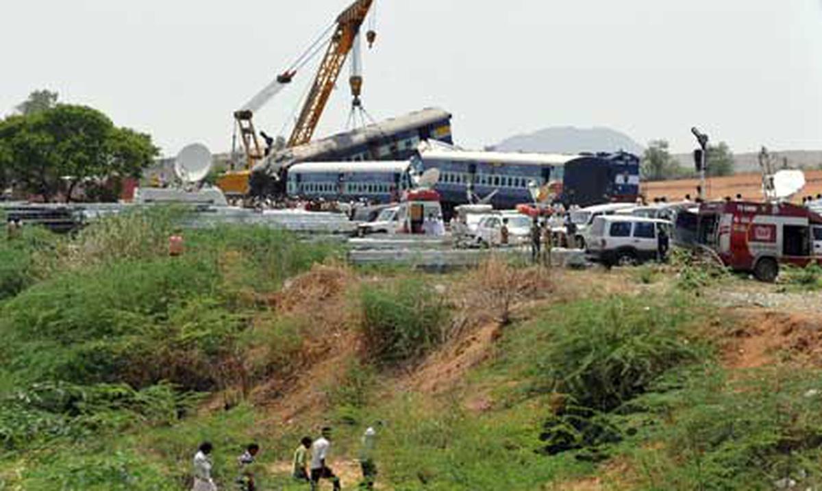Varios muertos y heridos en India tras choque de trenes Primera Hora