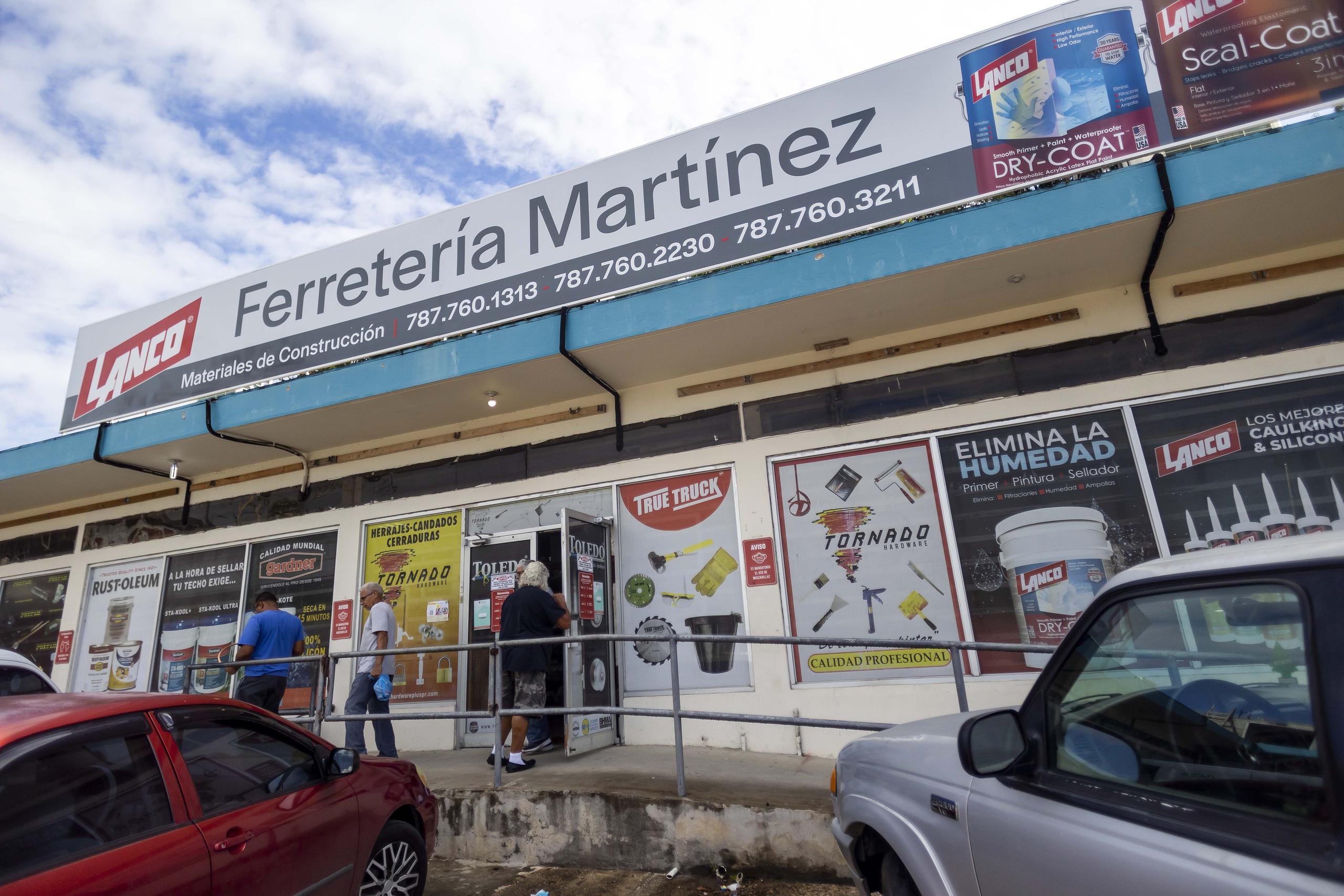 La Ferretería Martínez, en el Barrio Dos Bocas, en Trujillo Alto, fue fundada en la década del 1960 por don José Martínez.
