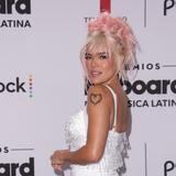 Karol G reacciona tras su peculiar saludo con Feid en los Billboard de la Música Latina