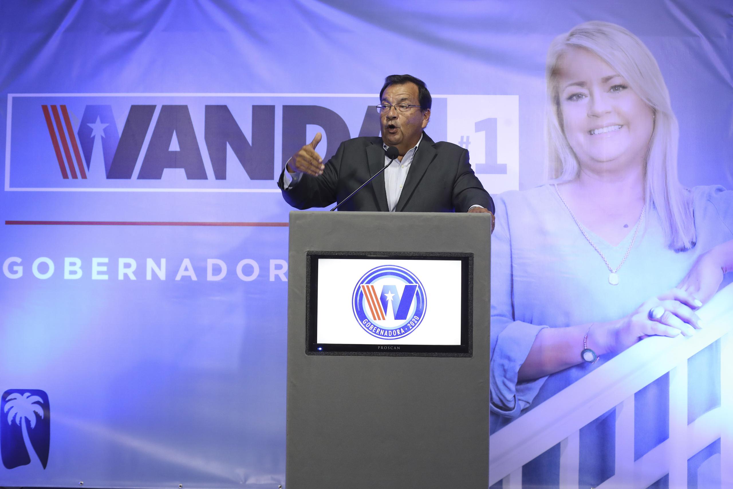 Jorge Dávila aseguró que nunca se le consultó sobre la supuesta reunión que sostuvo Wanda Vázquez con el banquero venezolano Julio Martín Herrera Velutini, donativos o encuestas.