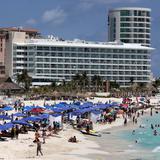 Turista estadounidense resulta herida en medio de tiroteo en Cancún
