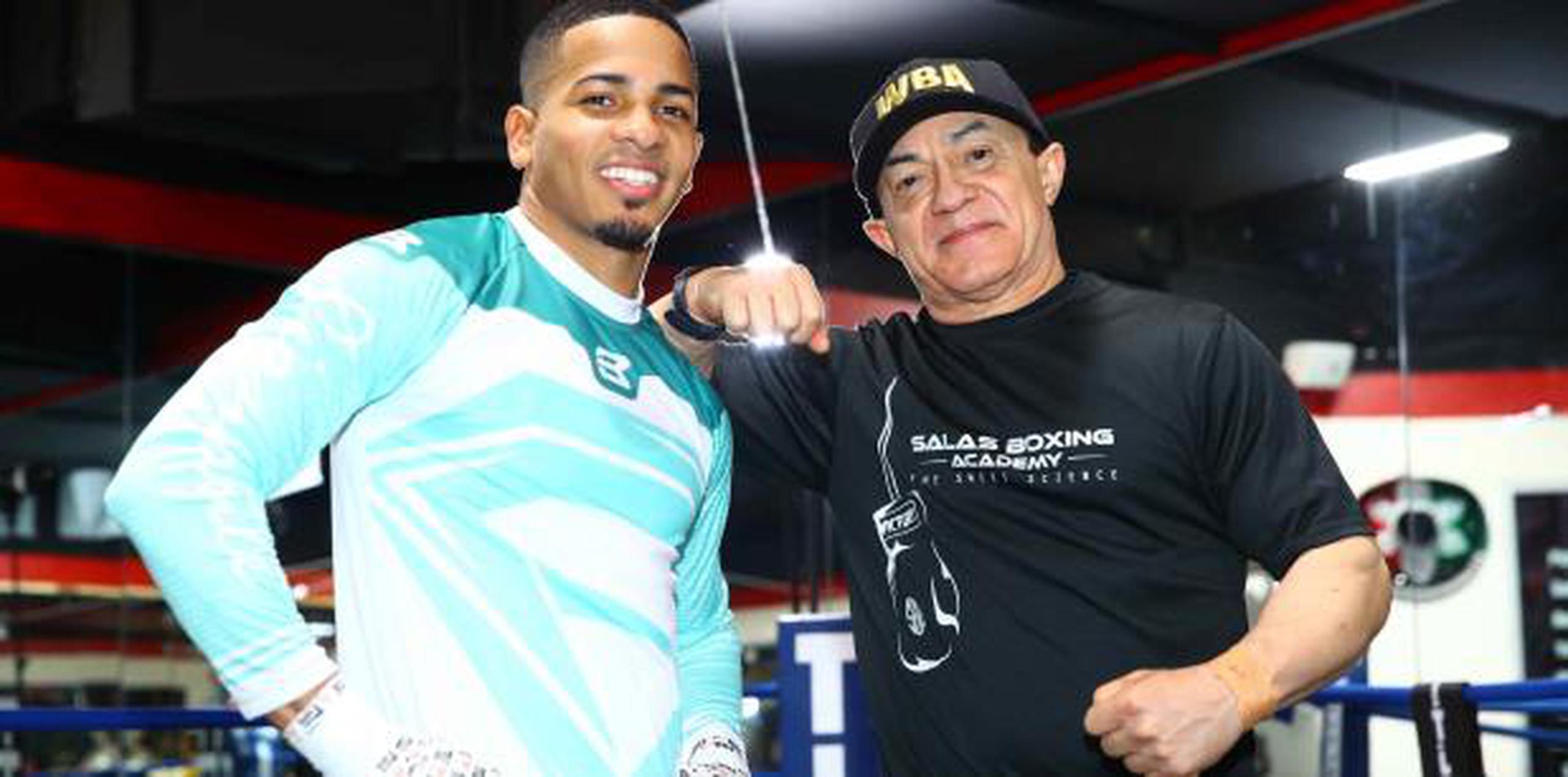 Ismael Salas está satisfecho con el entrenamiento que hizo Félix Verdejo en  en Las Vegas.  (Top Rank / Mikey Williams)