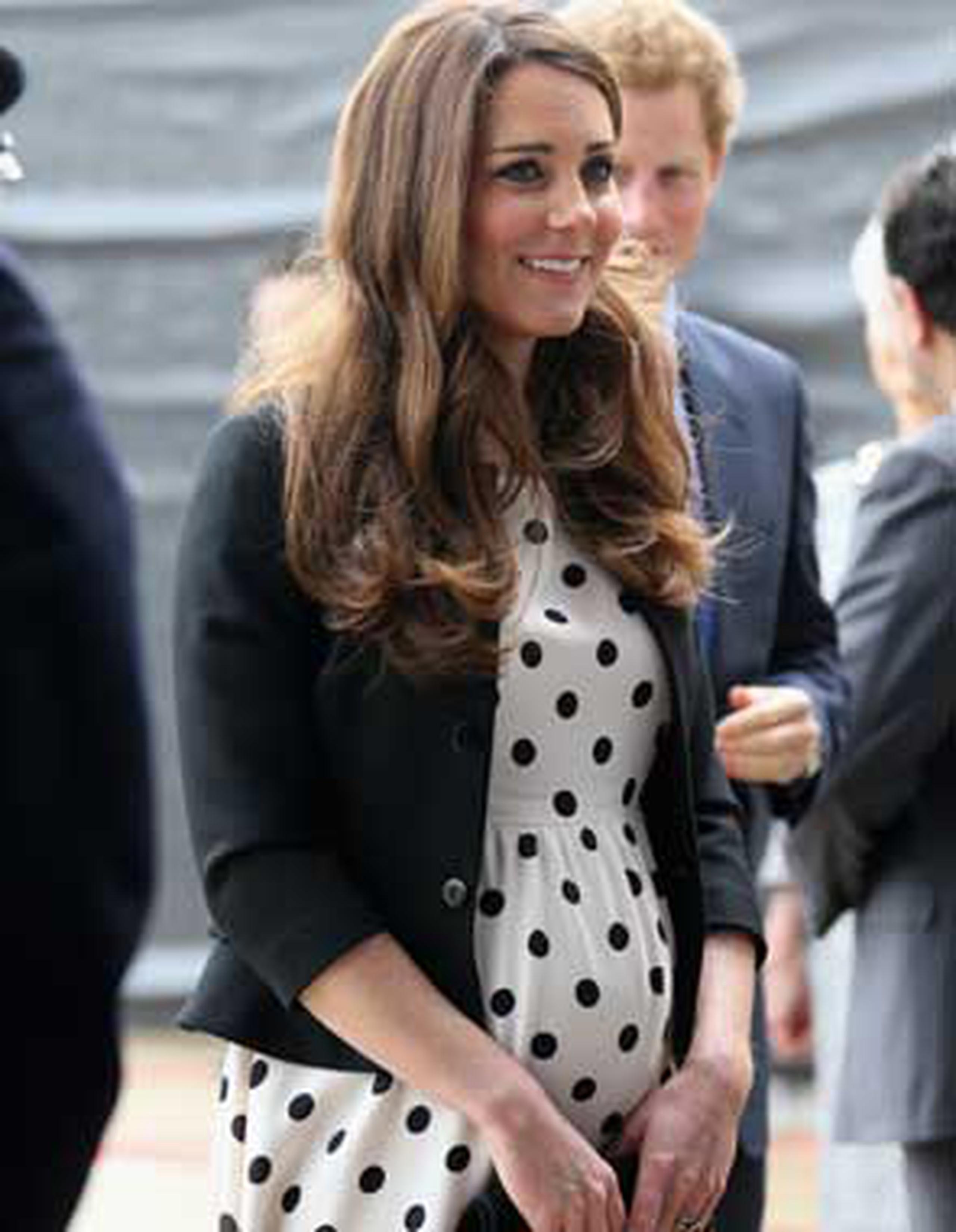 Kate Middleton y el príncipe Guillermo    (AP/Archivo/Chris Jackson, Pool)