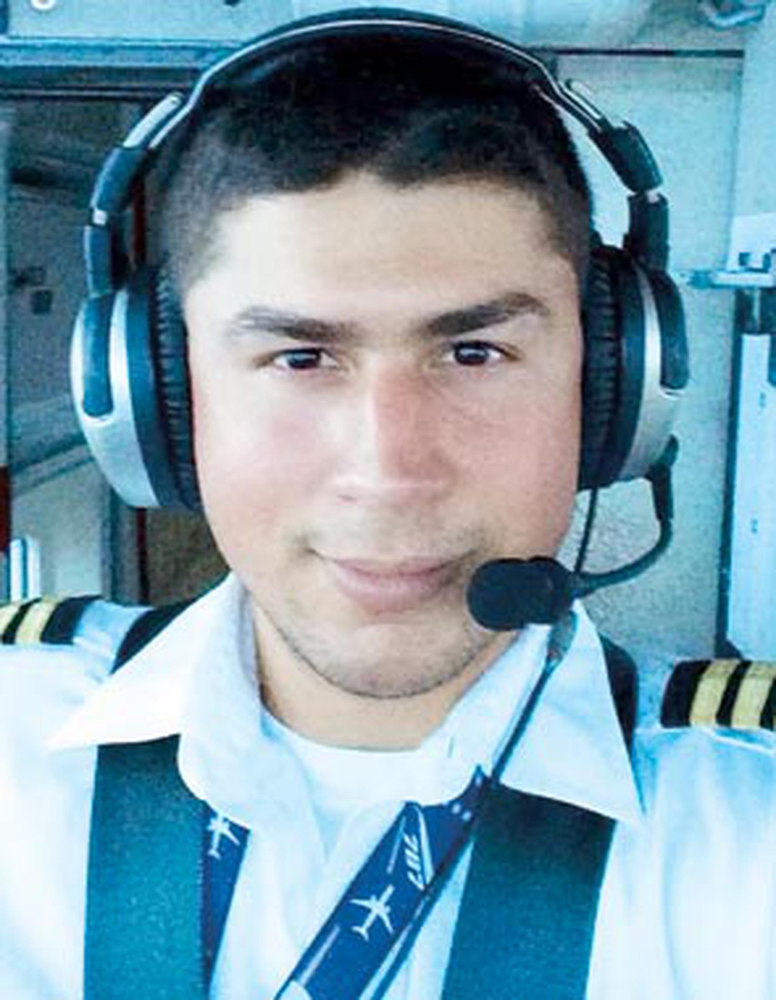 El puertorriqueño Rigoberto López continúa desaparecido desde que la avioneta en la que iba como copiloto se accidentó en San Martín. (Suministrada)