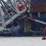 Posponen la demolición de un tramo del puente colapsado en Baltimore