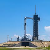 Aplazado al lunes por viento el despegue de abastecimiento a la EEI de la NASA y SpaceX 