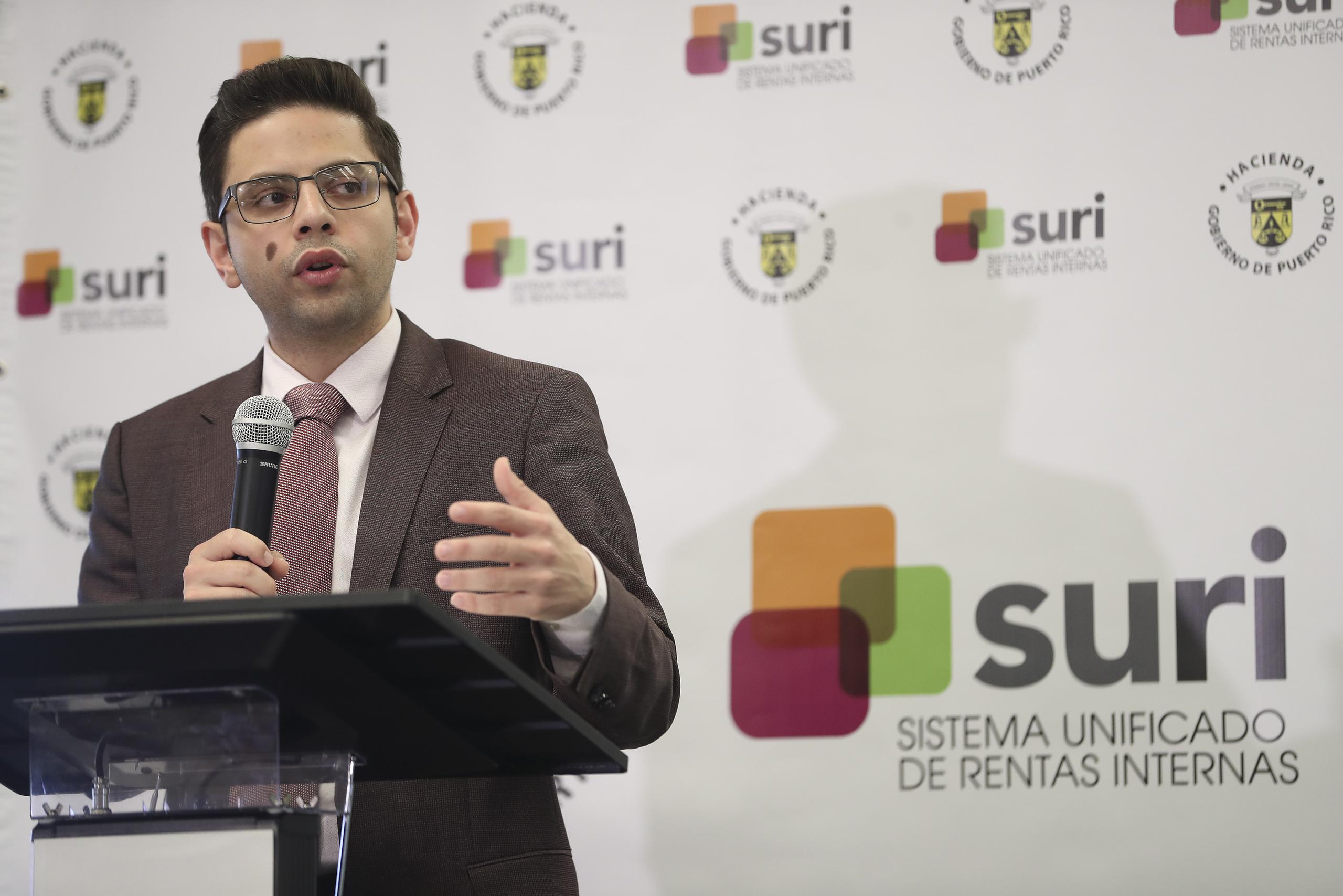 Francisco Parés informó que la implantación de SURI comenzó en octubre de 2016 con la integración a la plataforma de todas las transacciones relacionadas al IVU.