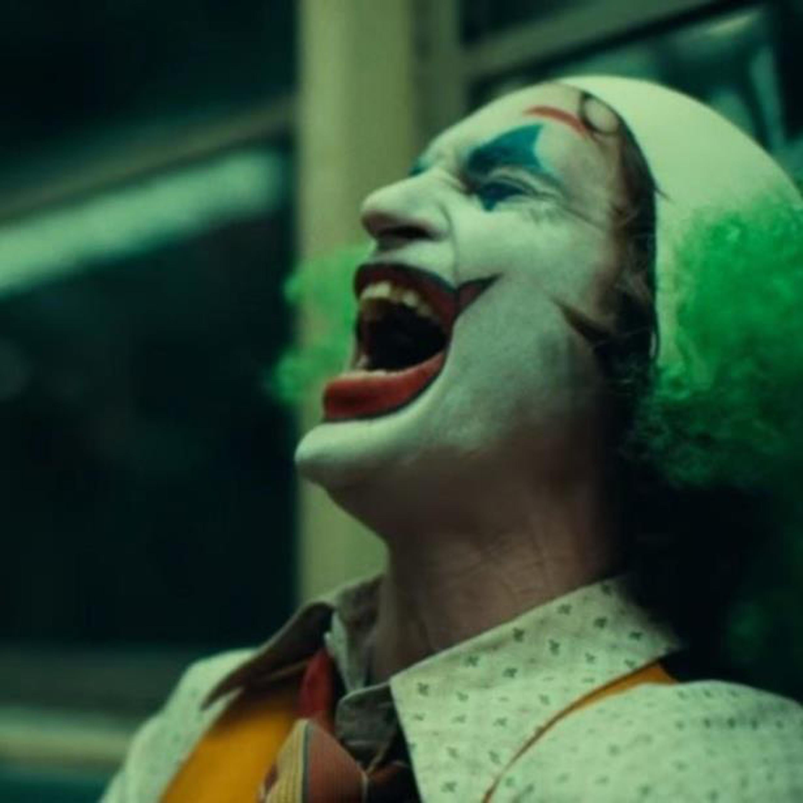 Expertos coinciden en que la condición que sufre el personaje de “Arthur Fleck” en la película Joker es una rara condición asociada al espectro de las crisis epilépticas.  (Archivo)