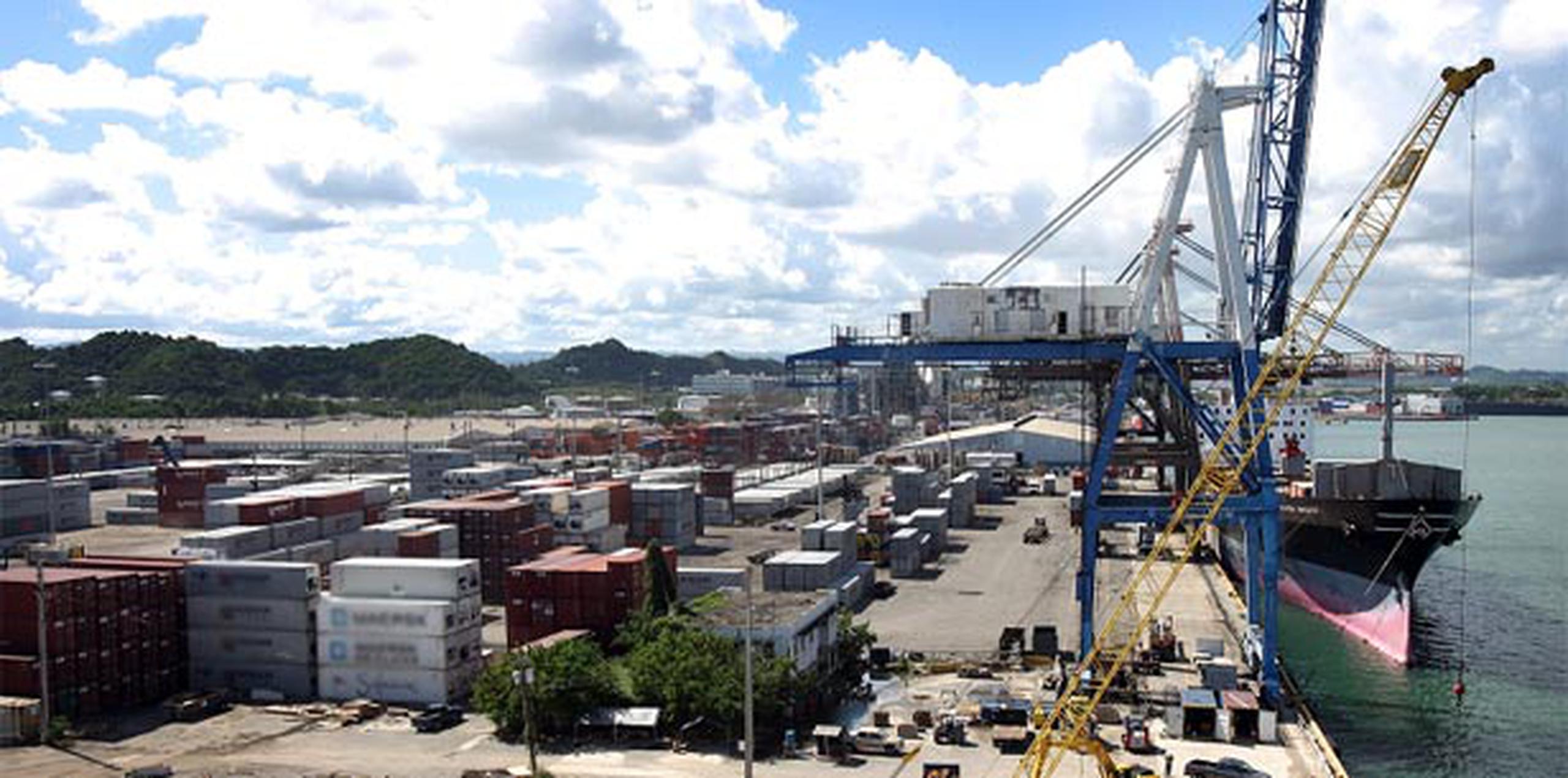El arribo de la mercancía continúa retrasándose tras el cierre de Horizon, empresa marítima que movía el 30% de los productos que se supone entren al País. (Archivo)