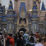 Ojo con ventas en Facebook de entradas baratas a parques de Disney y Universal
